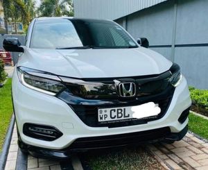 Honda Vezel RS Sensing 2018 for Sale
