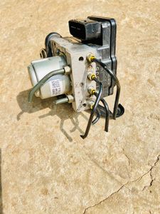 Honda Vezel T7BJ5 ABS module (14/15/16) for Sale