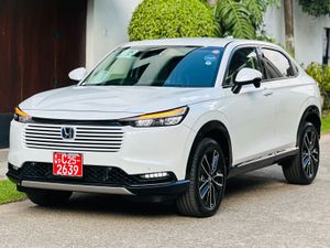 Honda Vezel Z APPLE CAR PLAY 2025 for Sale