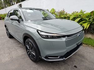 Honda Vezel Z Apple car play 2025 for Sale