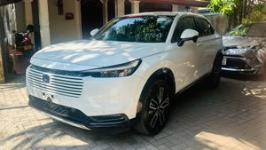 Honda Vezel Z GRADE 2025 for Sale