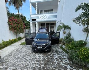 Honda Vezel Z Grade Hybrid 2015 for Sale