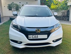 Honda Vezel Z Package 2014 for Sale