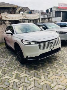 Honda Vezel Z Package 2025 for Sale