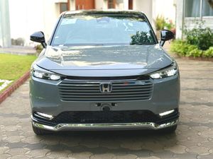 Honda Vezel Z PLAY - BODY KIT 2024 for Sale