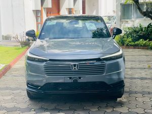 Honda Vezel Z PLAY MOON ROOF 2024 for Sale