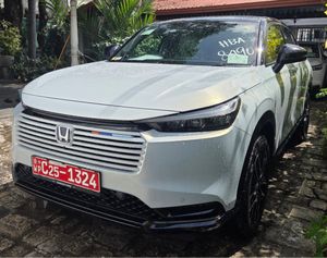 Honda Vezel Z Play (Moon-Roof) 2025 for Sale