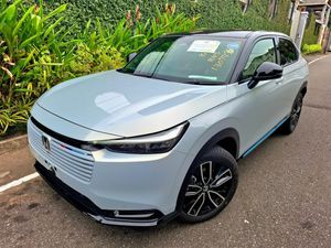 Honda Vezel Z PLAY MOONROOF 10SP 2026 for Sale