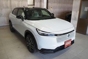 Honda Vezel Z Play Moonroof 2026 for Sale