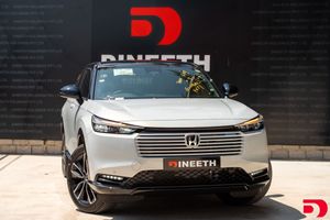 Honda Vezel Z Play Moonroof 2026 for Sale