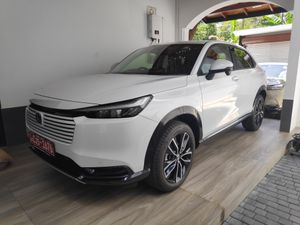 Honda Vezel Z Sunlight Pearl 2025 for Sale