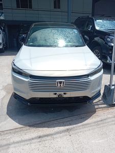 Honda Vezel Zplay 2025 for Sale