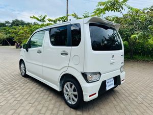 Honda Wagon R Custom ZX 2025 for Sale