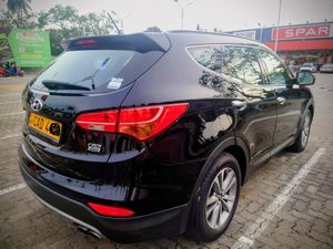 Hyundai Santa Fe GLS 7 Seater 2014 for Sale