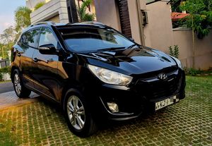 Hyundai Tucson 4WD 2010 for Sale