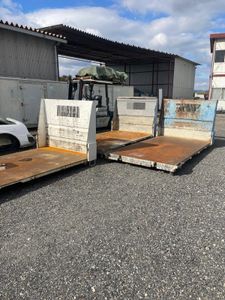Isuzu Canter Tipper Plate, Lever, Jack, PTO pump for Sale