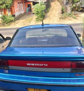 Isuzu Gemini 2000 for Sale
