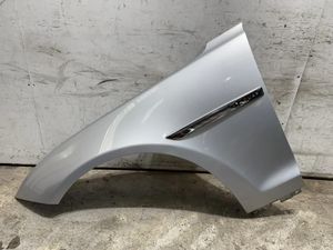 Jaguar XJ Front Passenger Side Wing for Sale