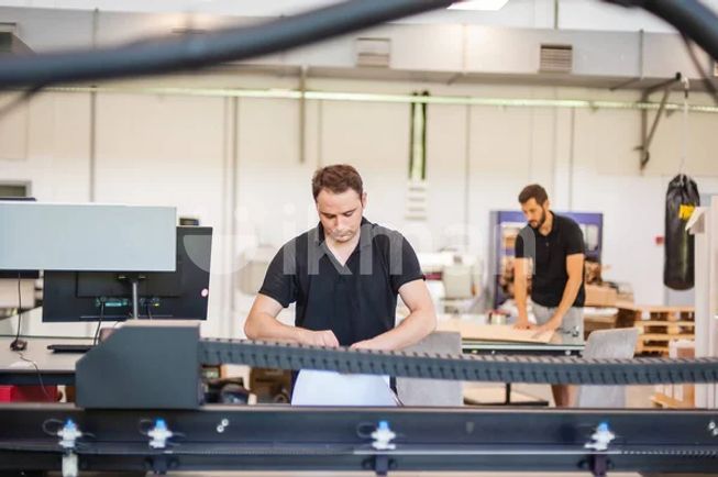 5eef6302-1076-44cd-97cc-3234d778d5cd