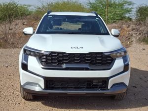 Kia Sonet GTX+ White 2026 for Sale
