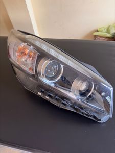 Kia Sorento 2015 Front Left Light for Sale