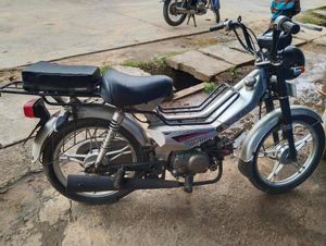 Kinetic Safari Alloy Wheel 2009 for Sale Kinetic Safari Alloy Wheel 2009 for Sale