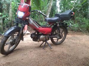 Kinetic Safari Singer 4s 2010 for Sale Kinetic Safari Singer 4s 2010 for Sale