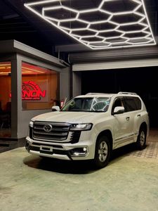 Land Cruiser Prado 150 Upgrade LC 300 for Sale Land Cruiser Prado 150 Upgrade LC 300 for Sale