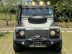 Land Rover Defender 130 D/Cab 300tdi 2005 for Sale