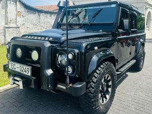 Land Rover Defender 2.2 TDCI puma 2013 for Sale