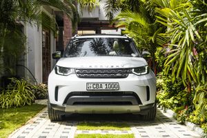 Land Rover Discovery 5 2017 for Sale