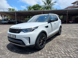 Land Rover Discovery S Plus 2017 for Sale