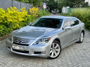 Lexus LS600HL 5000cc V8 2011 for Sale