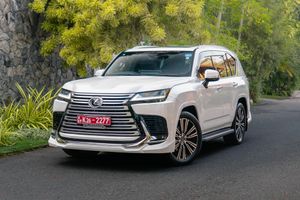 Lexus LX600 Brand New-7 Seater 2024 for Sale