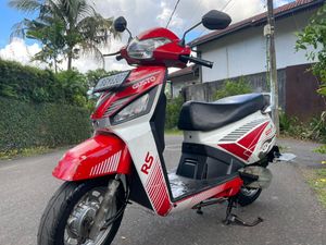 Mahindra Gusto 2018 for Sale