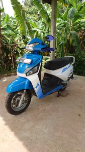 Mahindra Gusto RS 2017 for Sale