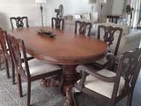 Mahogany Dinning Table with 8 Chairs