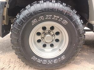 Maxxis 33 x 12.50 R15 MT Tires for Sale