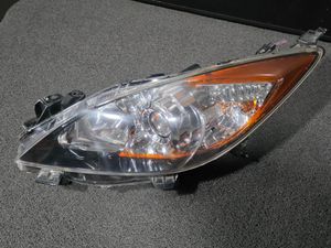 Mazda Axela Head Lamp ( 2012Y ) for Sale