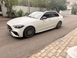 Mercedes Benz C200 AMGLine Premium Plus 2025 for Sale