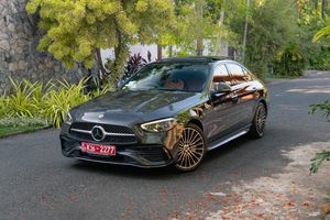 Mercedes Benz C200 Premium Plus-AMG 2025 for Sale