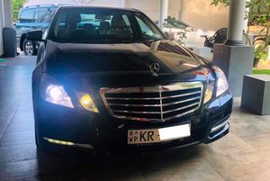 Mercedes Benz E200 7G Trnoic 2011 for Sale