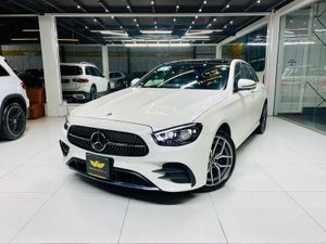 Mercedes Benz E200 AMG PREMIUM + 5000KM 2022 for Sale