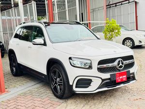 Mercedes Benz GLB 200 AMG Premium+ Unr 2024 for Sale