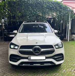 Mercedes Benz GLE 300D 2019 for Sale