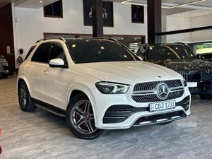 Mercedes Benz GLE 300D AMG Premium Plus 2019 for Sale