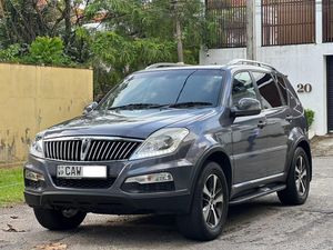 Micro Rexton 7 Seater Diesel Auto 2016 for Sale