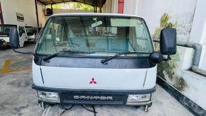 Mitsubishi Canter wideLorry Cabin for Sale