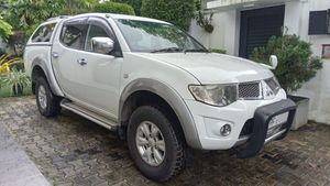 Mitsubishi L200 2013 for Sale