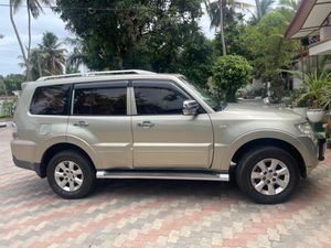 Mitsubishi Montero 2013 for Sale